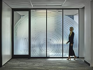 DIRTT Frosted Circle